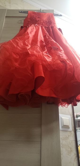 Нарядное платье для девочки