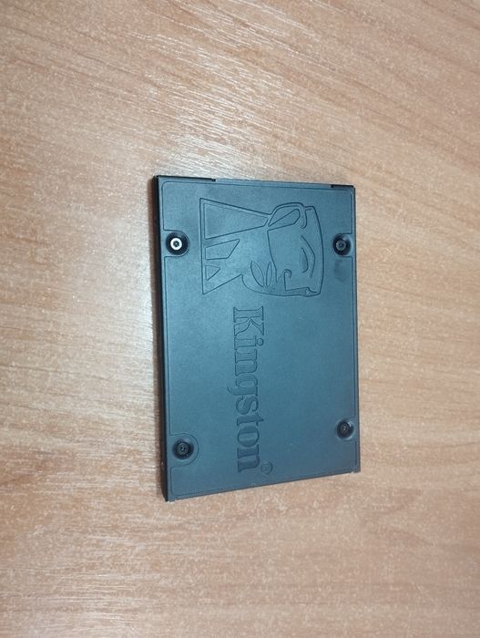 Продам SSD 480 Kingston a400