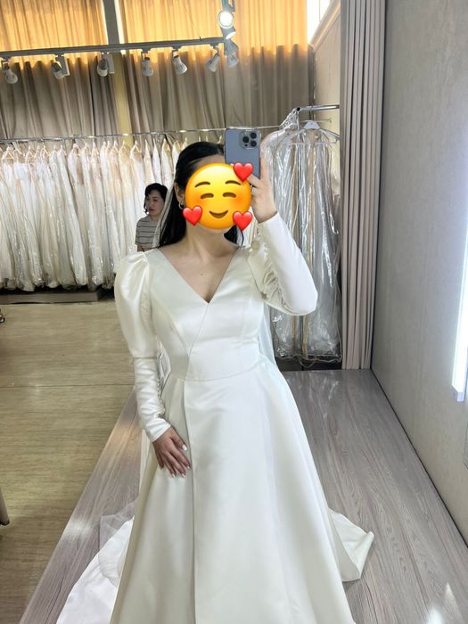 женское платье срочно продам