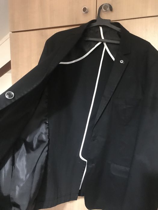 Черно мъжко сако