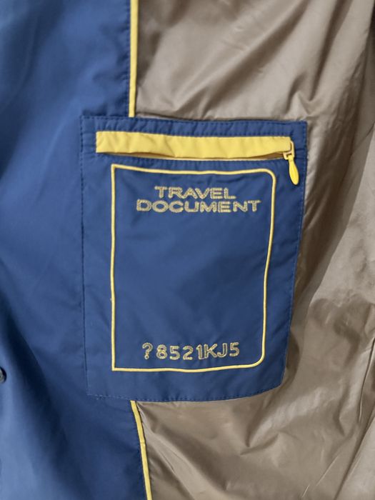 Плащ от бренда GRATUDE