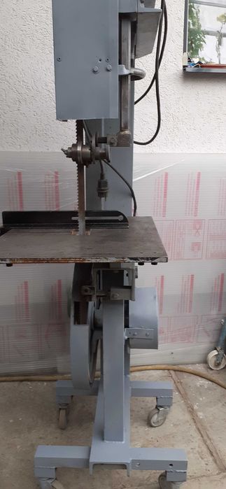 Banzic vertical 30 cm inaltime taiere, perf stare functionare, prov Germania