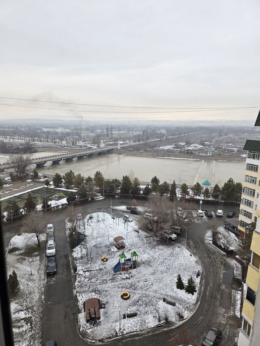 Сдается 3-х  кв Каратал сити плюс