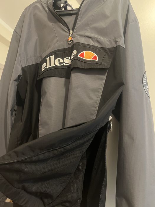 Ветровка Ellesse