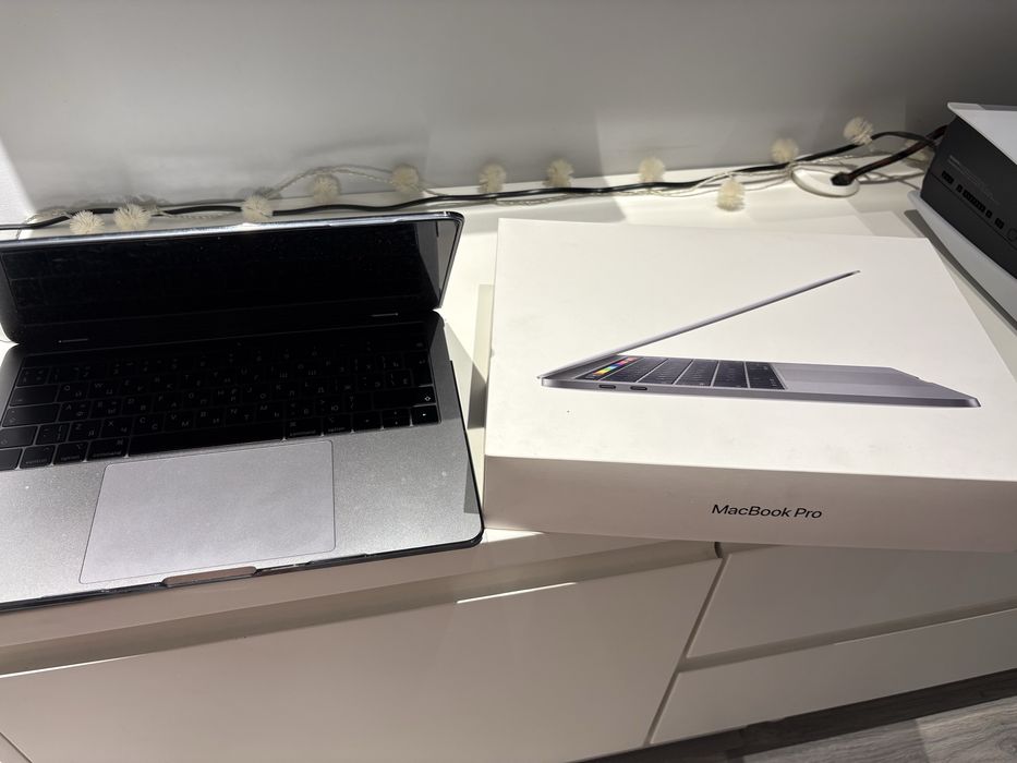MacBook PRO Intel core i5 2019