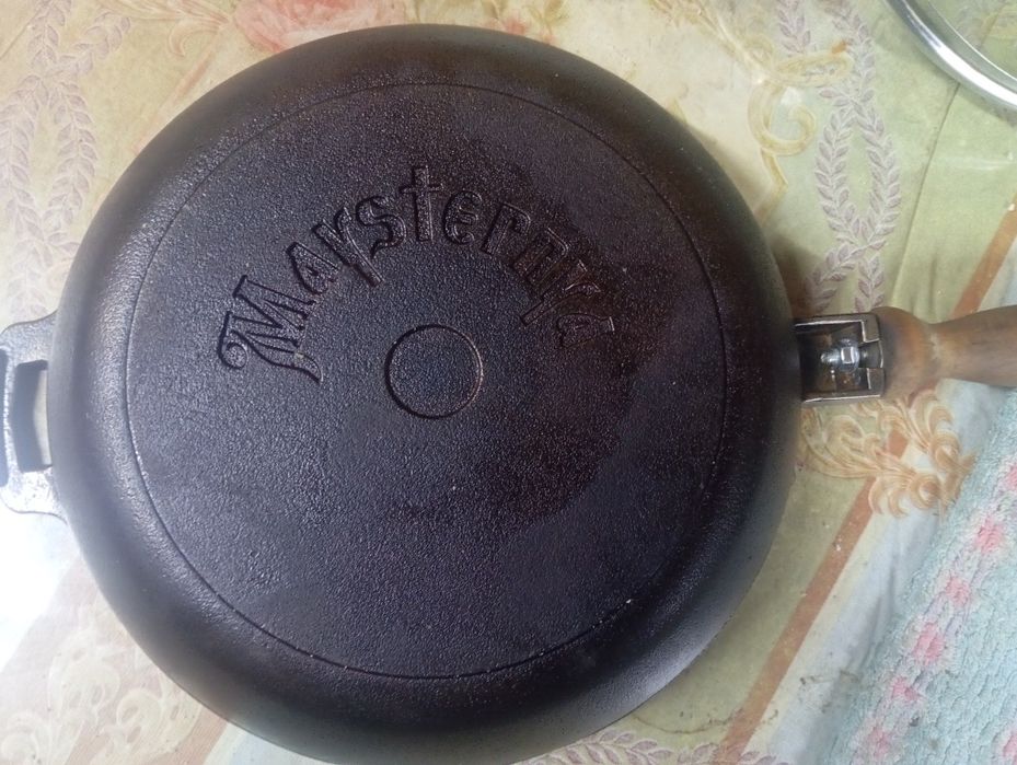 Продам сковороду