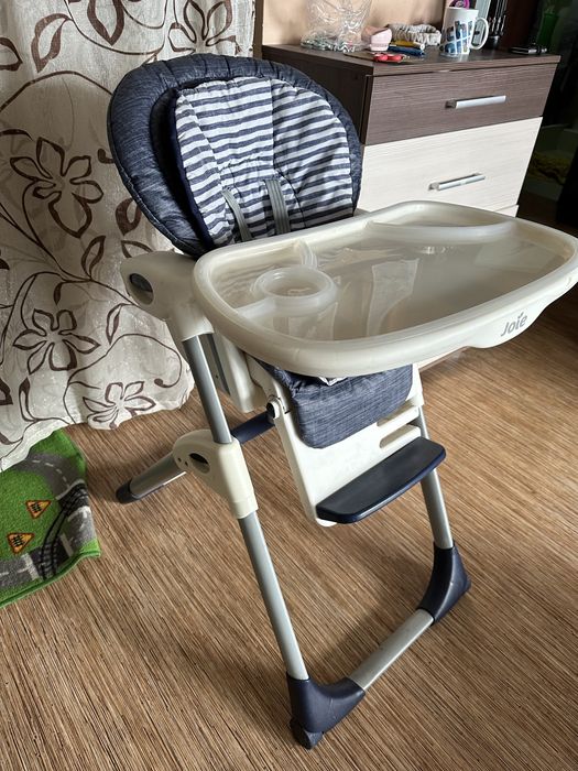 Детский стул со столиком