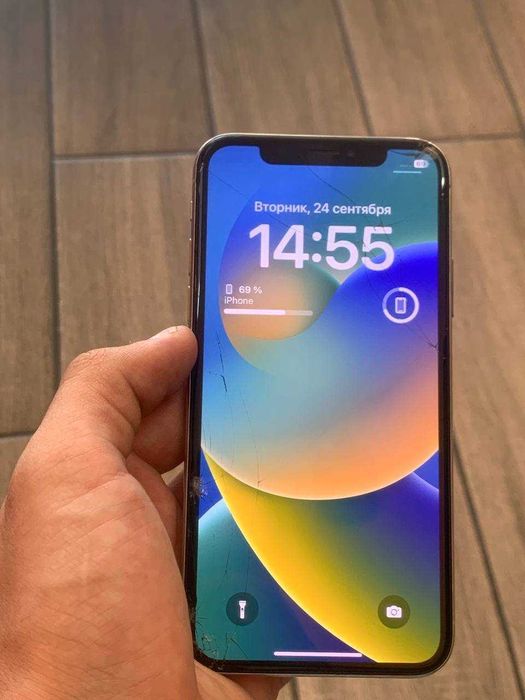 Продам iPhone X 64GB 74%