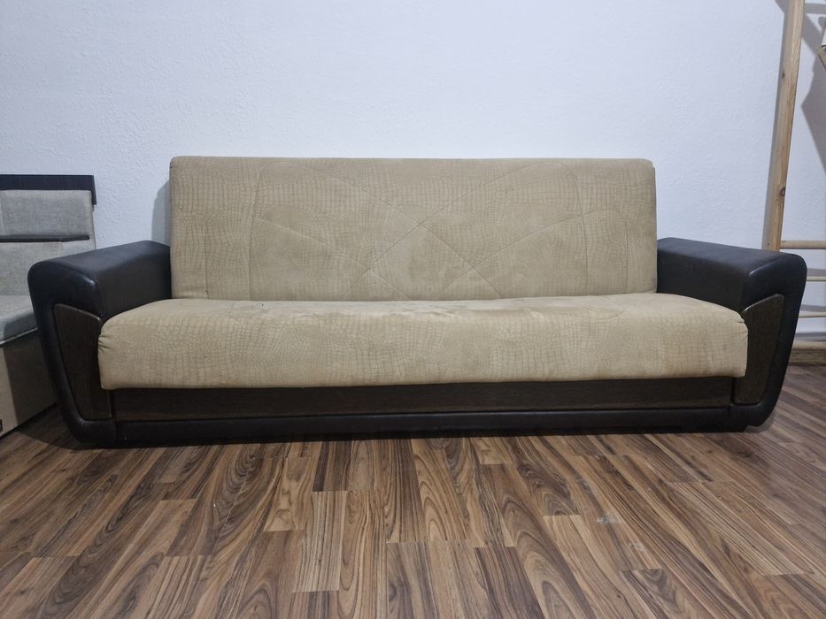 Продаю диваны 2 штук