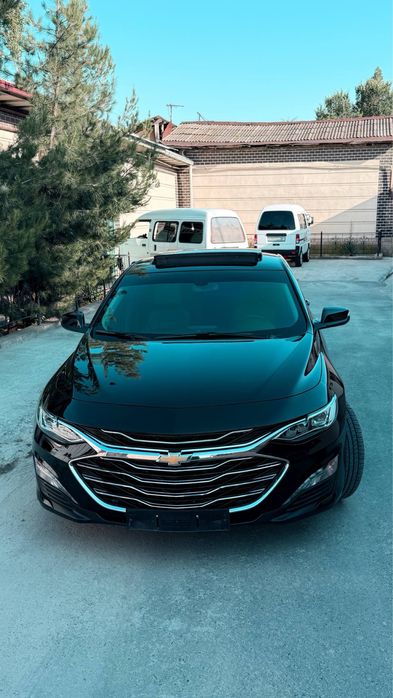 Malibu 2 Premier 2021 Qora