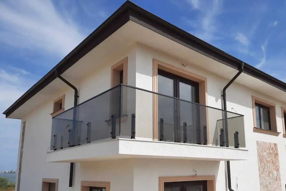 Balustrade sticlă exterioare/interioare, cabine si paravane duș