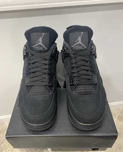 Sneakers Jordan4 Black Cat cu eticheta (nu Nike, Gucci, Adidas, Balenciaga)