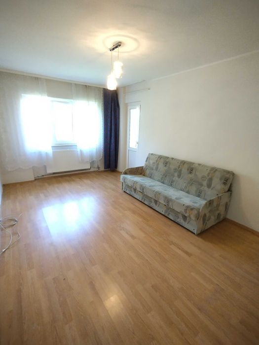 De inchiriat apartament 2 cam. nemobilat, Rogerius