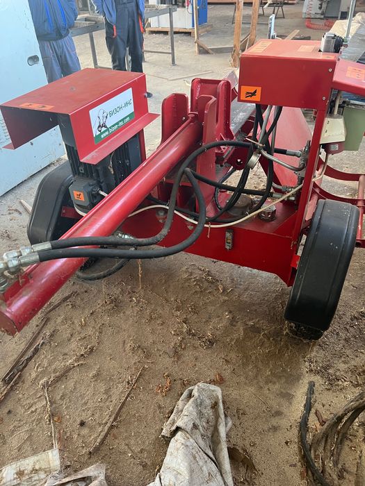 Цепачка за дърва с колесар МЦ 12-1100