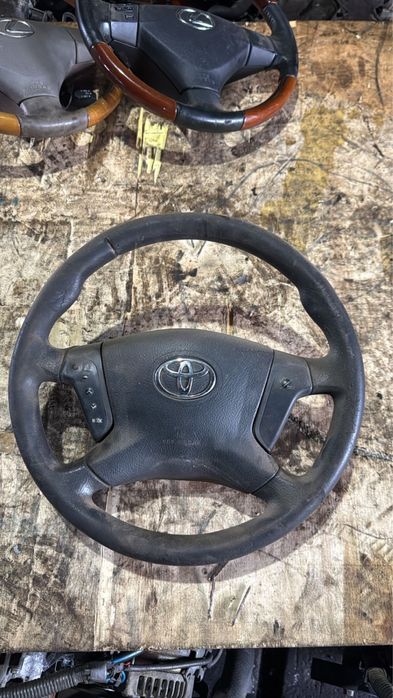 Руль Toyota Avensis 2 ПОКОЛЕНИЕ