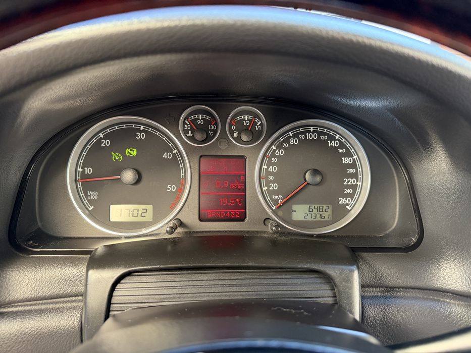 VOLKSWAGEN Passat 2005 — imagine 3
