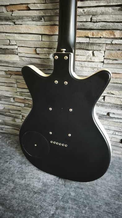 Danelectro ’59 12 LB – chitară electrică cu 12 corzi, modificare custom lutier Germania