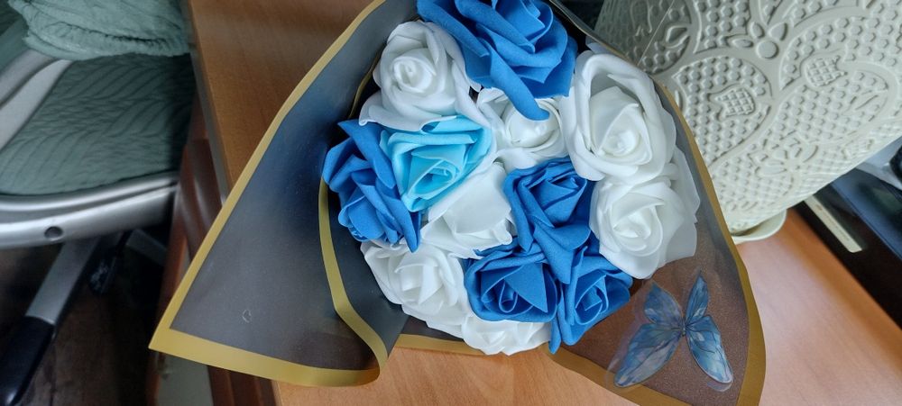 Ръчно изработени букети с рози