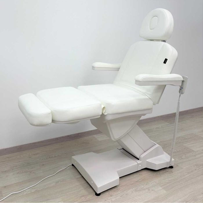 Електрическа кушетка Cristina Plus ( 4 мотора) 200 x 65/85 x 66/110 см