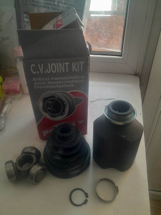 Вн.граната на мазду МПВ 2003 г