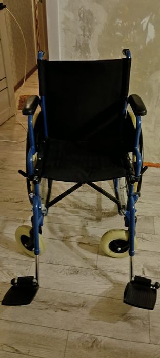 Инвалидная коляска