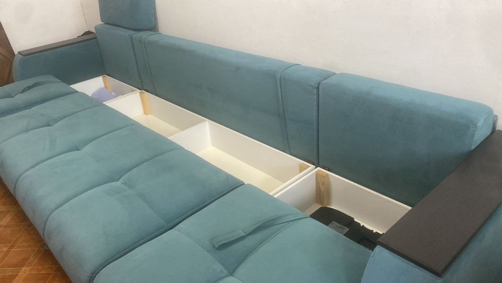 Продаю диван фламинго