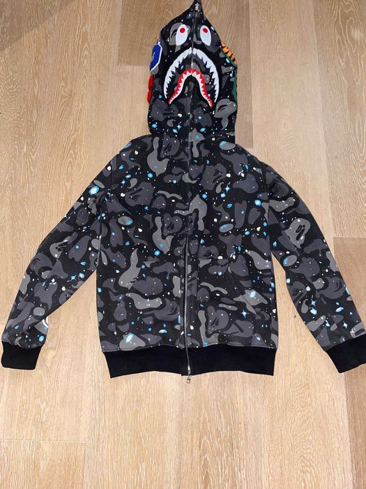 Bluza Bape foarte buna