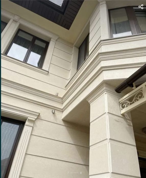 Фасад травертин гранит