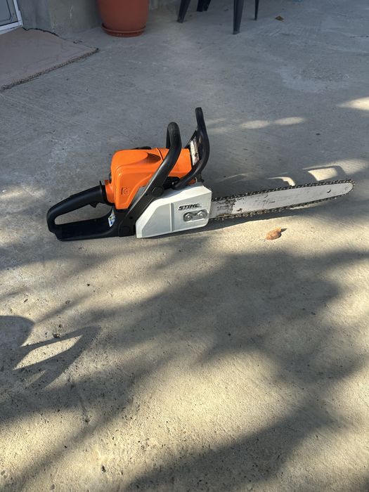 Vând motoferăstrău STIHL  MS 170