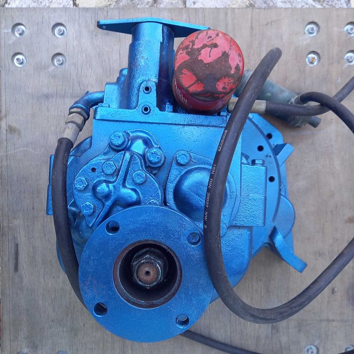 Морска хидравлична реверсна кутия муфа PRM с маслен охладител