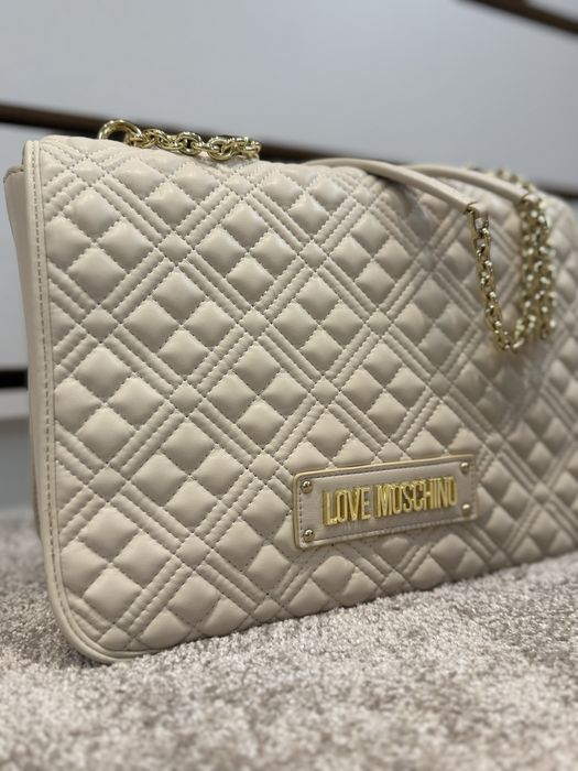 Чанта Love Moschino