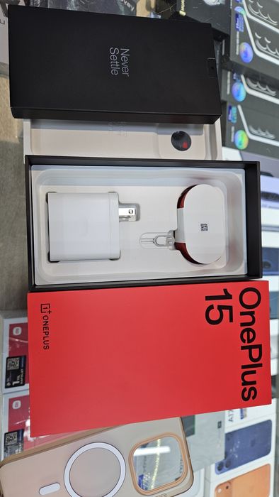 OnePlus 15 16/512 Black Global American version
