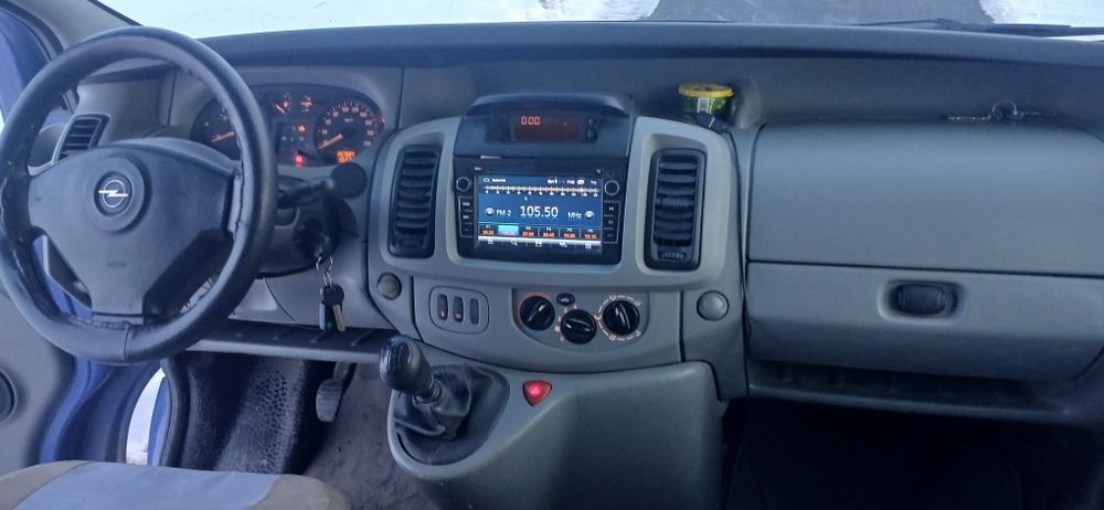 Opel Vivaro 2003