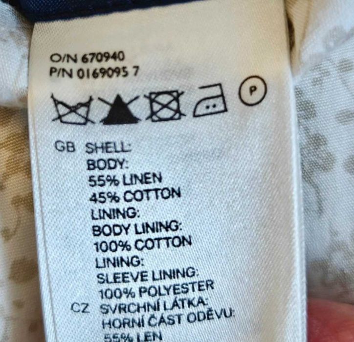Vand sacou H&M nou