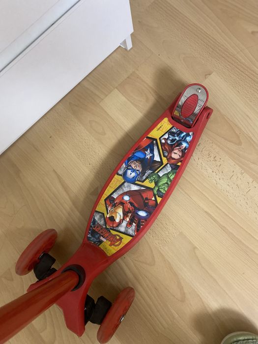 Продам самокат в хорошем состоянии