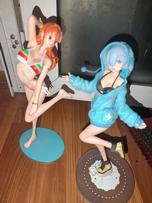 Фигурки аниме свои