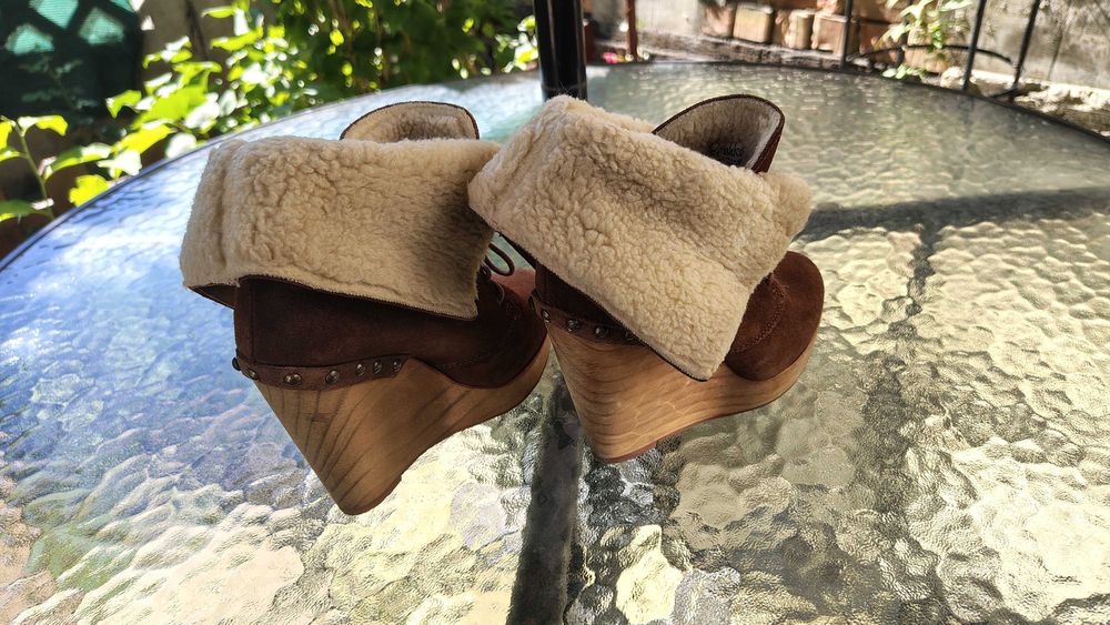 Botine Bershka, piele intoarsa, maro deschis, imblanite, marime 36