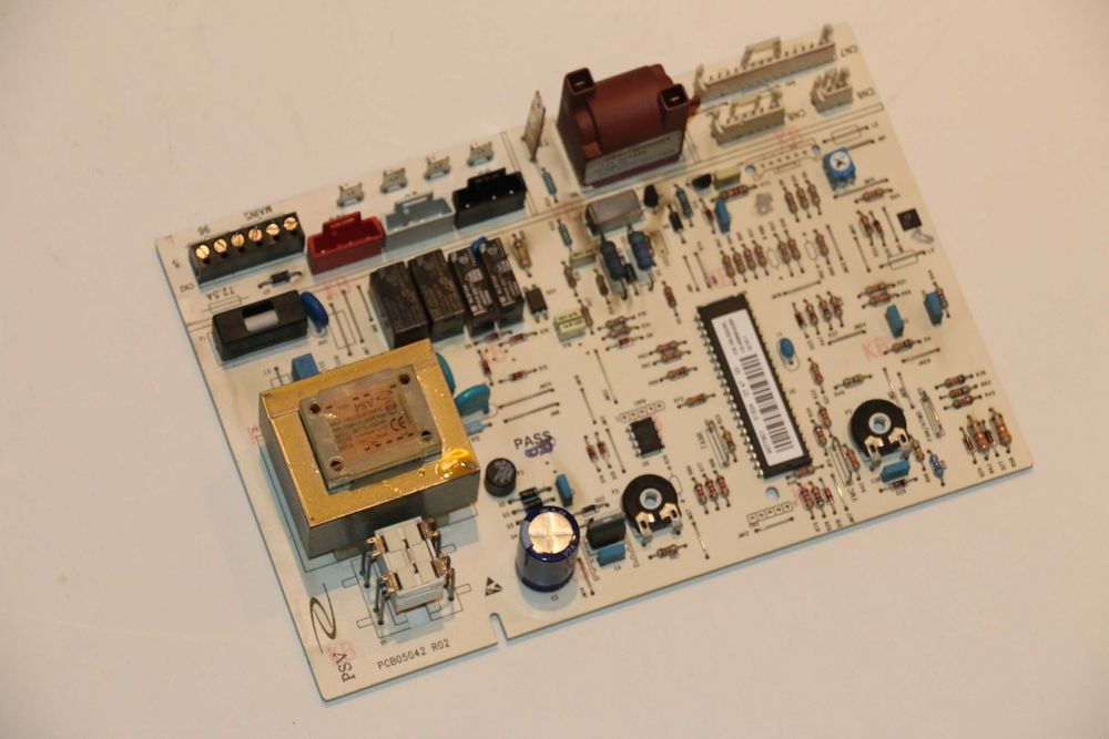 Placa electronica centrala Viessmann Vitopend 100 model WH1B