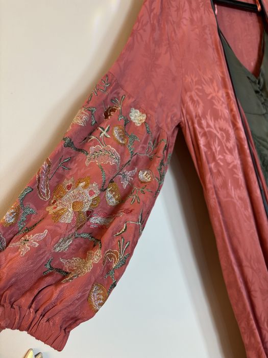 Платья женские, нарядные