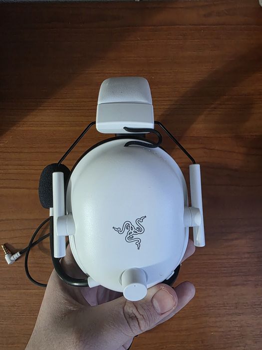 Razer BlackShark V2 X White Edition.