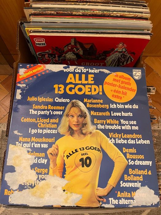 Viniluri lichidare stoc (Compilații , romantica, disco ,soul, clasica)