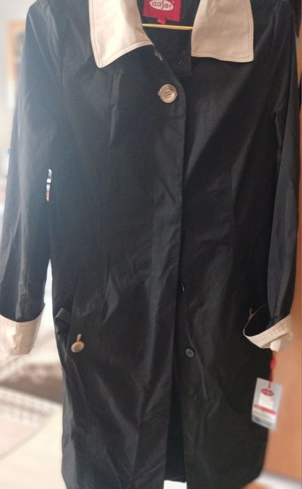 Продам плащь женский