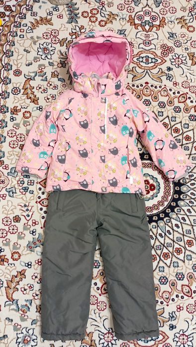 Продам детский комбинезон на девочку