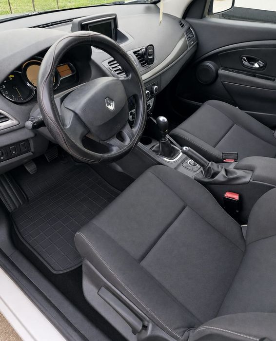 Vand renault megane 3 / primul proprietar