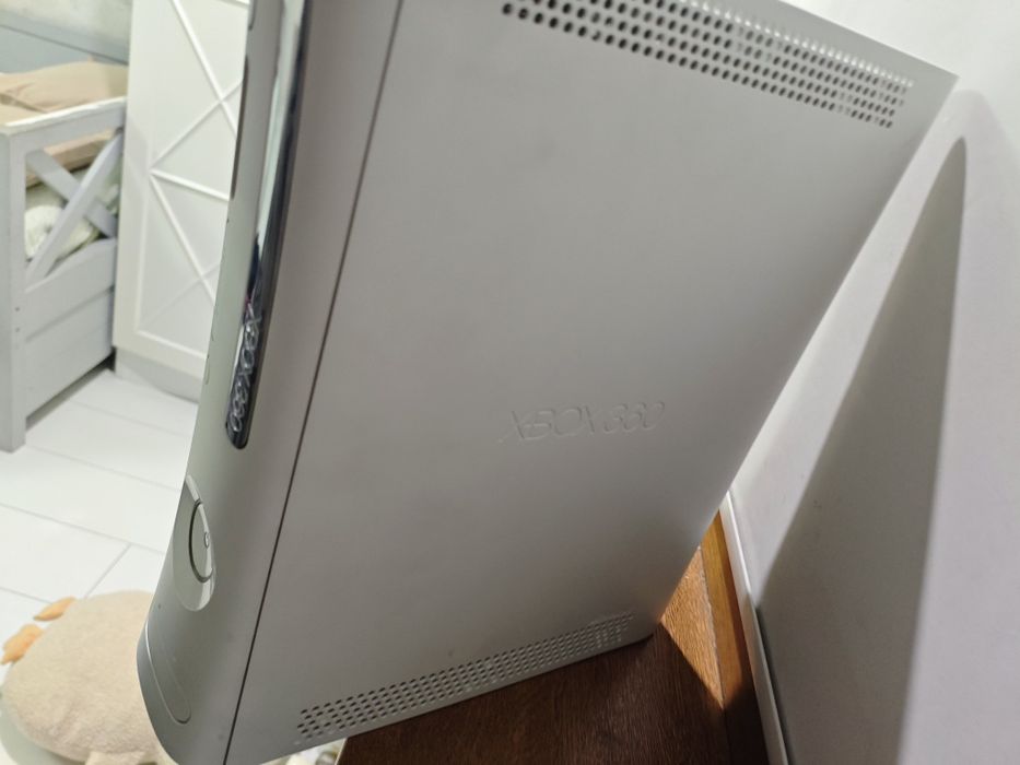 Xbox 360. С коробкой