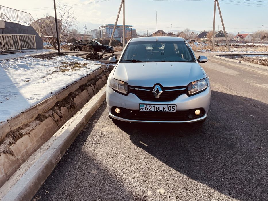 Продам renault logan