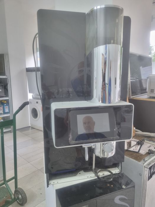 Професионален вендинг автомат