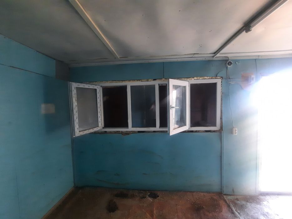 Продам вагончик контейнер