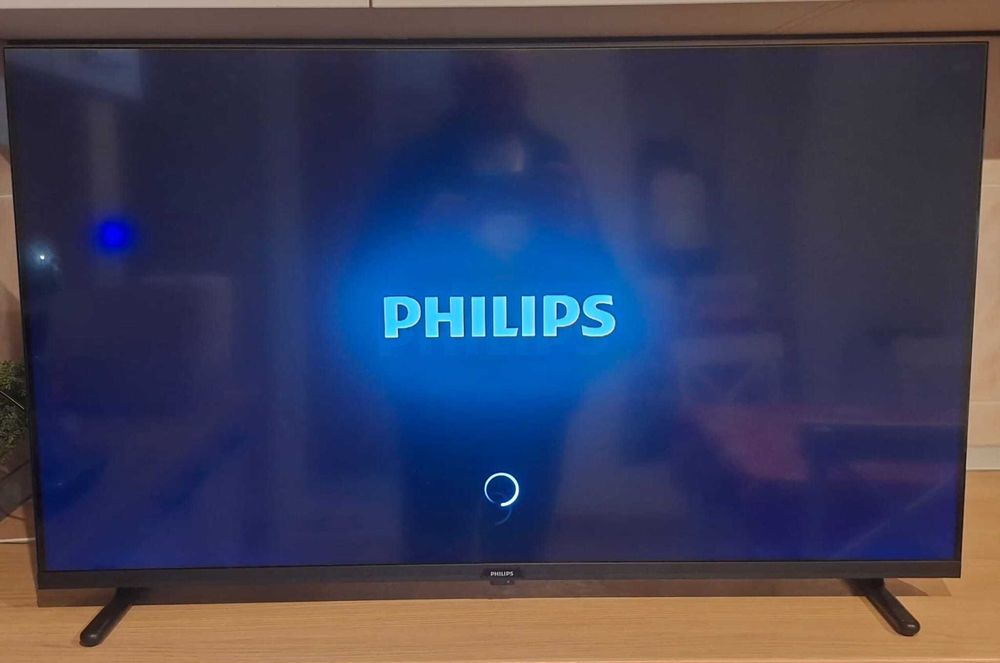 OFERTA UNICA Televizor LED Smart PHILIPS  Full HD, HDR10, 100cm