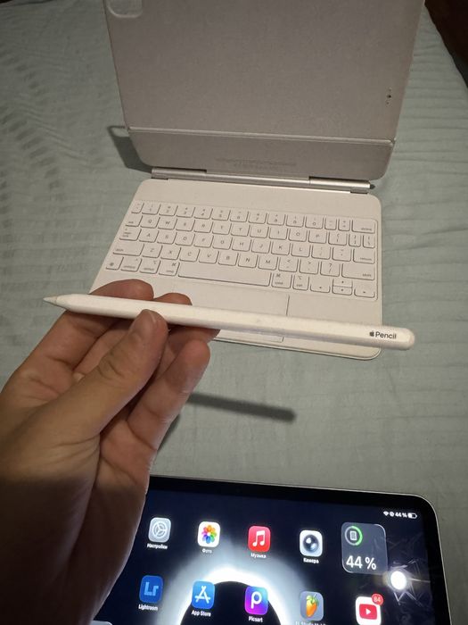 Ipad Pro m2 256gb (11) + magic keyboard + Apple pencil 2